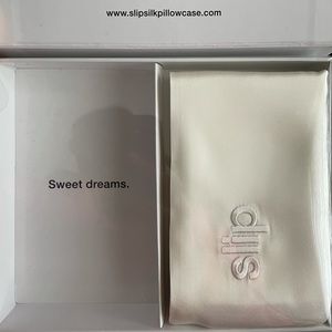 Slip pillowcase